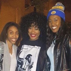 Meet your Posher, Simone